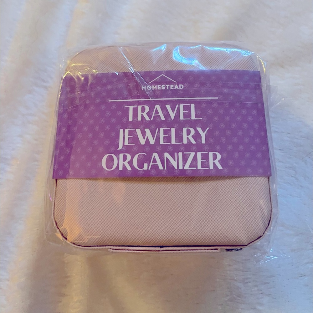 Pink travel jewelry organizer